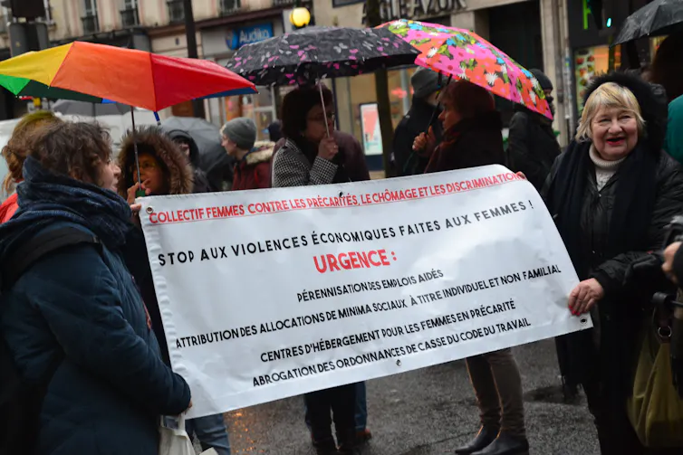 Collectif femmes contre les précarités en manifestation à Paris le 8 mars 2018