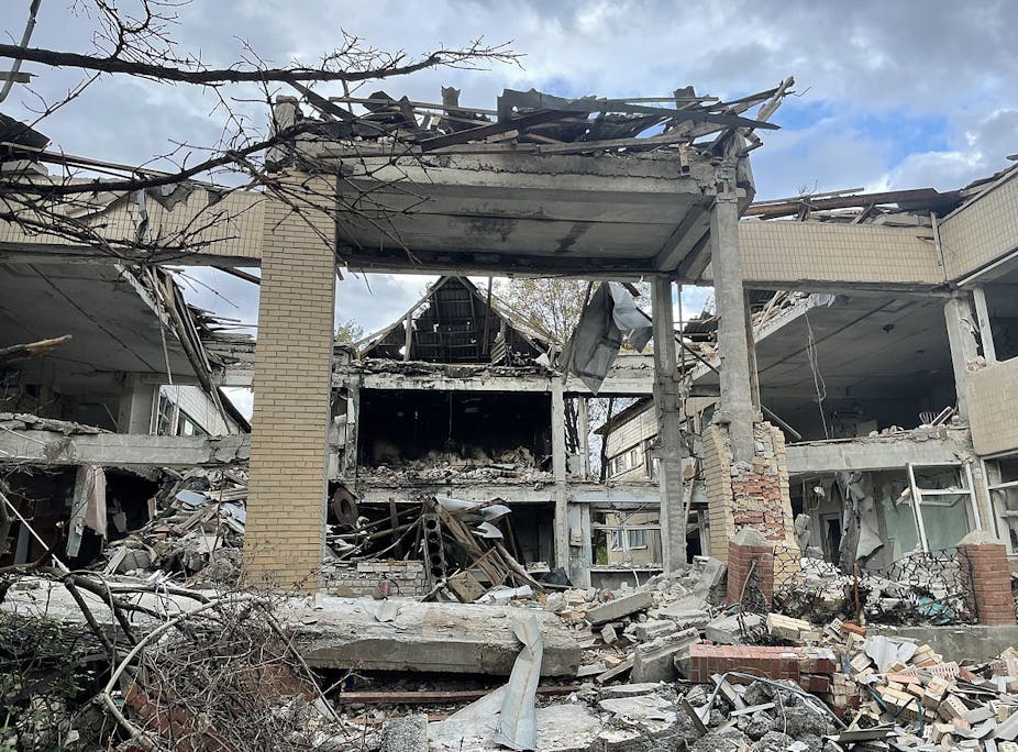 Immeubles détruits par des tirs de missiles