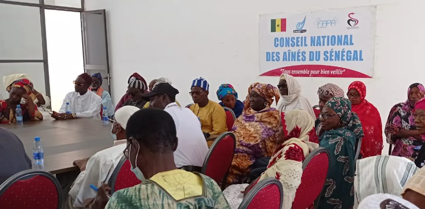 la vie des personnes âgées vivant avec le VIH au Sénégal la vie des personnes âgées vivant avec le VIH au Sénégal