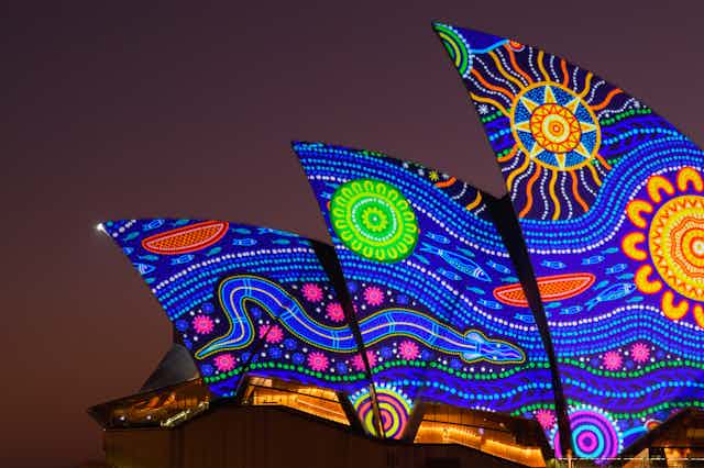 Aboriginal art on the Sydney Opera House