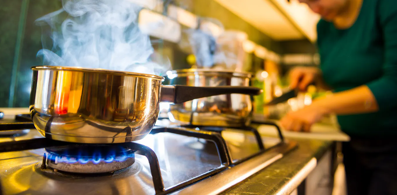 Seven ways to protect your health when cooking with gas