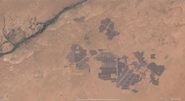 Imagen de satélite de una de las mayores centrales solares del mundo