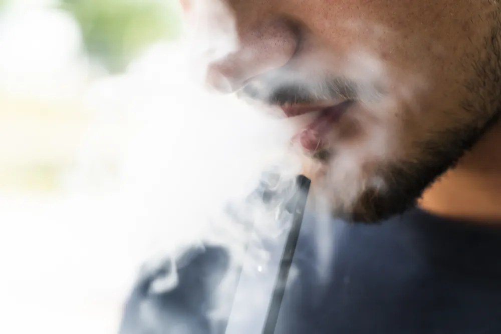 Aprs le tabagisme passif, ne sous-estimez pas le vapotage passif Aprs le tabagisme passif, ne sous-estimez pas le vapotage passif