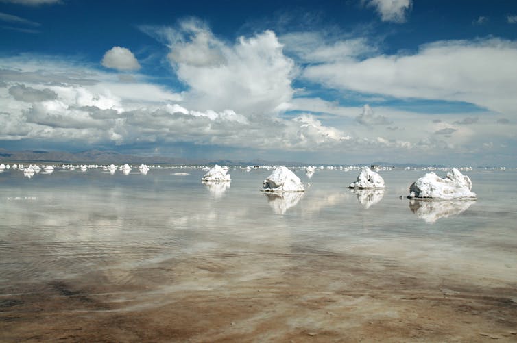 paysage de désert de sel en Bolivie