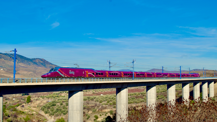 Liberalización de trenes de pasajeros en España: ¿Alta velocidad con alta competencia?