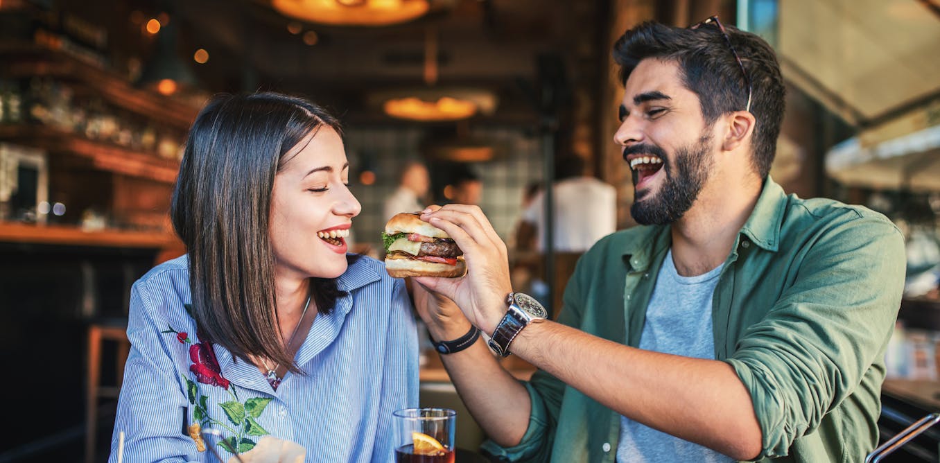 As veganism grows in popularity, some people are still eating meat with friends – could a ‘social omnivore’ diet work for you? As veganism grows in popularity, some people are still eating meat with friends – could a ‘social omnivore’ diet work for you?