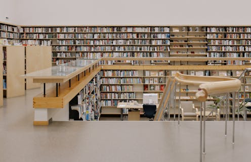 Should private schools share their facilities with public students?