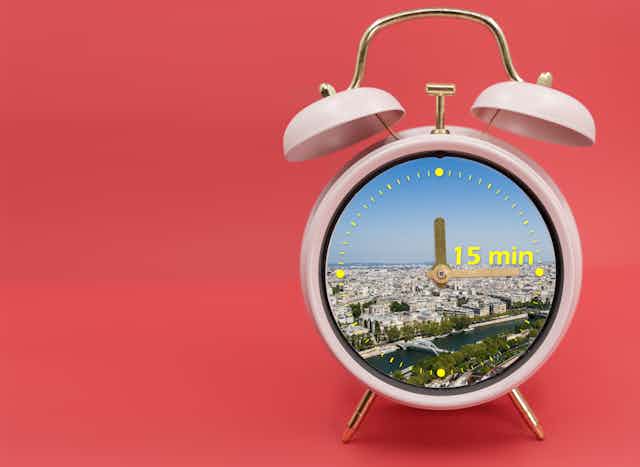 Alarm clock with city scene in middle