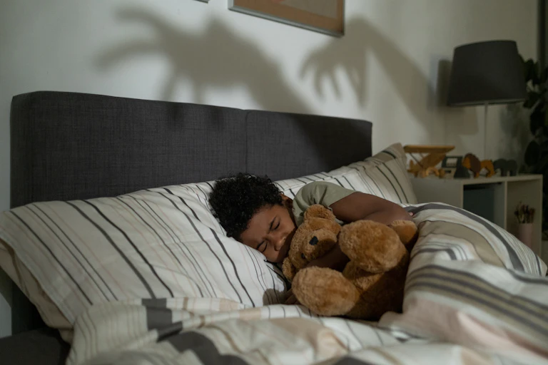Child having nightmares