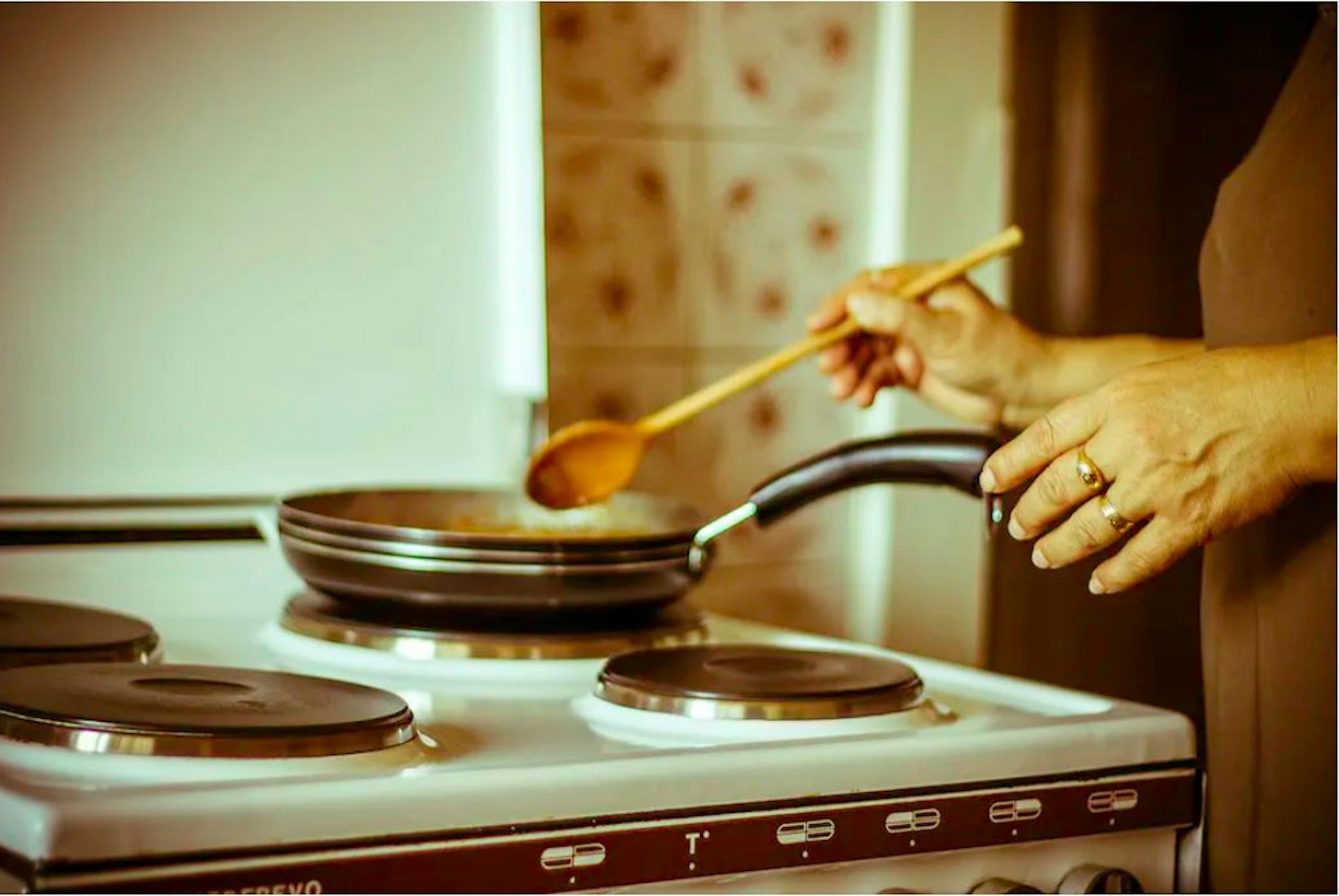 Suka gorengan? Perhatikan minyak goreng yang bisa dimakan dan sebaiknya dihindari