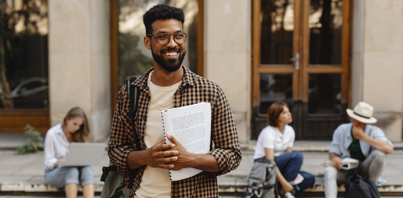 At a small liberal arts college, Black students learned to become ‘bicultural’ to succeed and get jobs – but stressfollowed