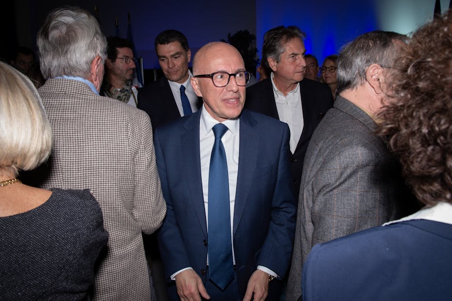  Eric Ciotti lors d'une réunion publique au Cannet pour la présidence du parti LR (Les Républicains) le 27 novembre 2022..