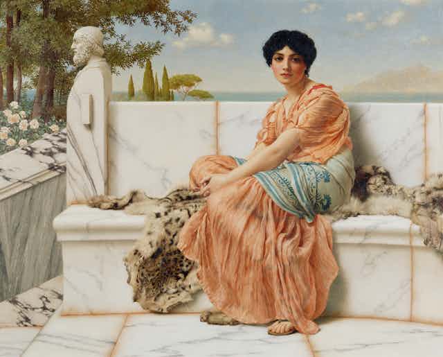 Pintura de una mujer sentada en un banco de mármol mirando al pintor.