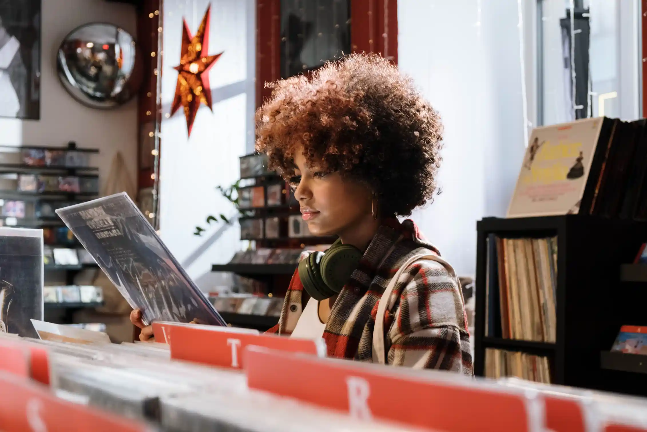 Musical Memories Why does music bring back memories? What the science says