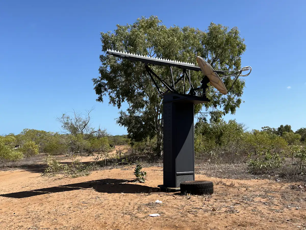 Cyclone Proff Solar Array For remote Aboriginal families, limited phone and internet services ...