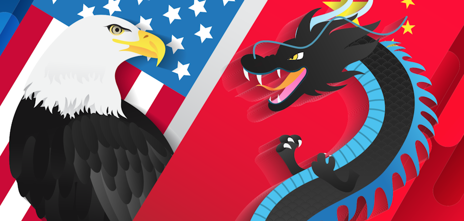Emblèmes stylisés des États-Unis (le pygargue) et de la Chine (le dragon) sur fond de leurs drapeaux respectifs