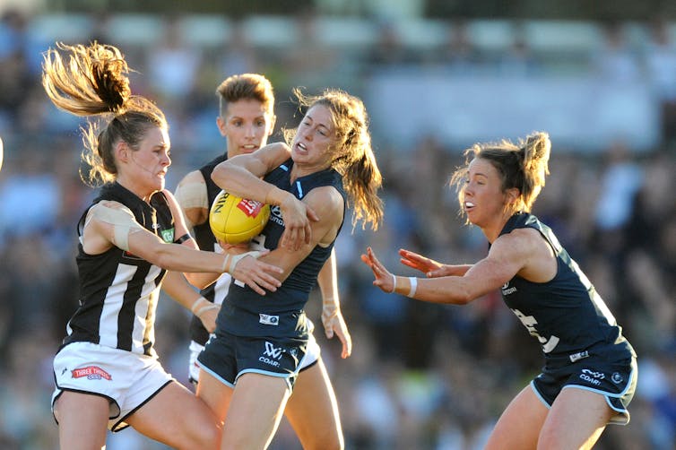 The Carlton Blues and the Collingwood Magpies play in Round 1 of the AFLW's first season, Friday, February 3 2017.