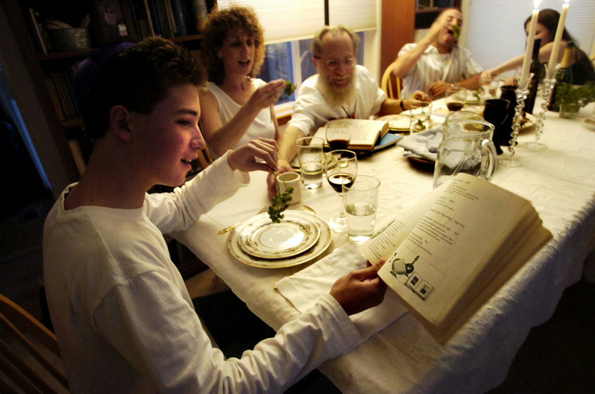 Passover Haggadah – Notícias, Pesquisa E Análise – The Conversation ...