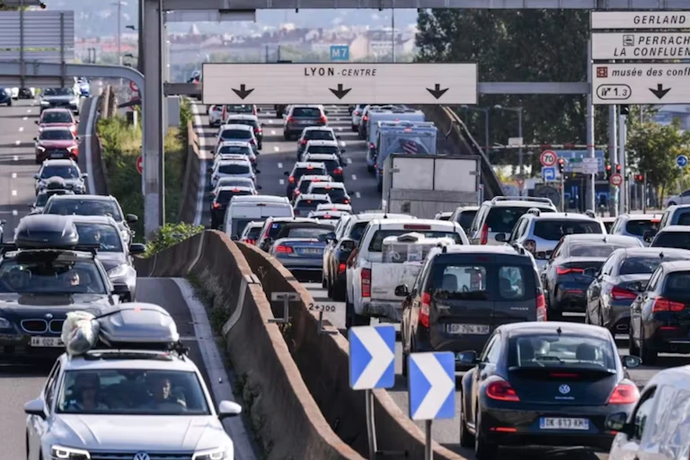 embouteillages sur le périphérique lyonnais
