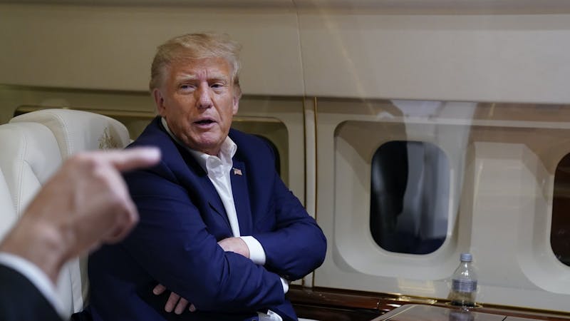 La imputación de Trump no le apartará de la carrera presidencial, pero dificultará mucho su reelección La imputación de Trump no le apartará de la carrera presidencial, pero dificultará mucho su reelección