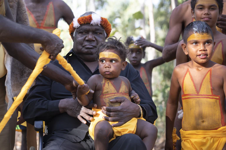 Yunupiŋu with young boys.