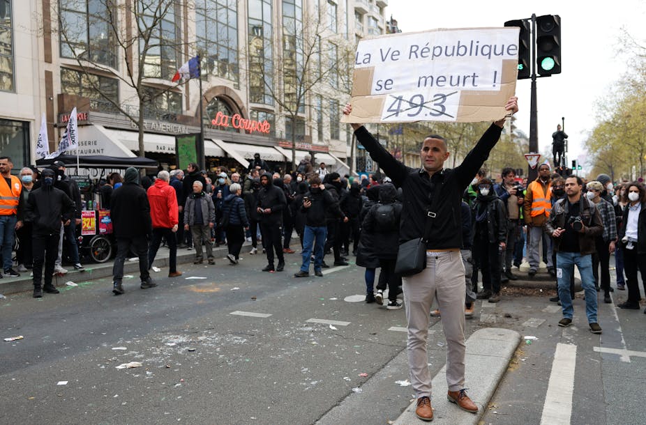 Manifestation à Paris, 11e journée de mobilisation contre le projet de réforme des retraites et le recours du gouvernement au 49.3.