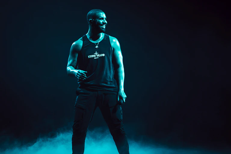 Drake smiling at his audience
