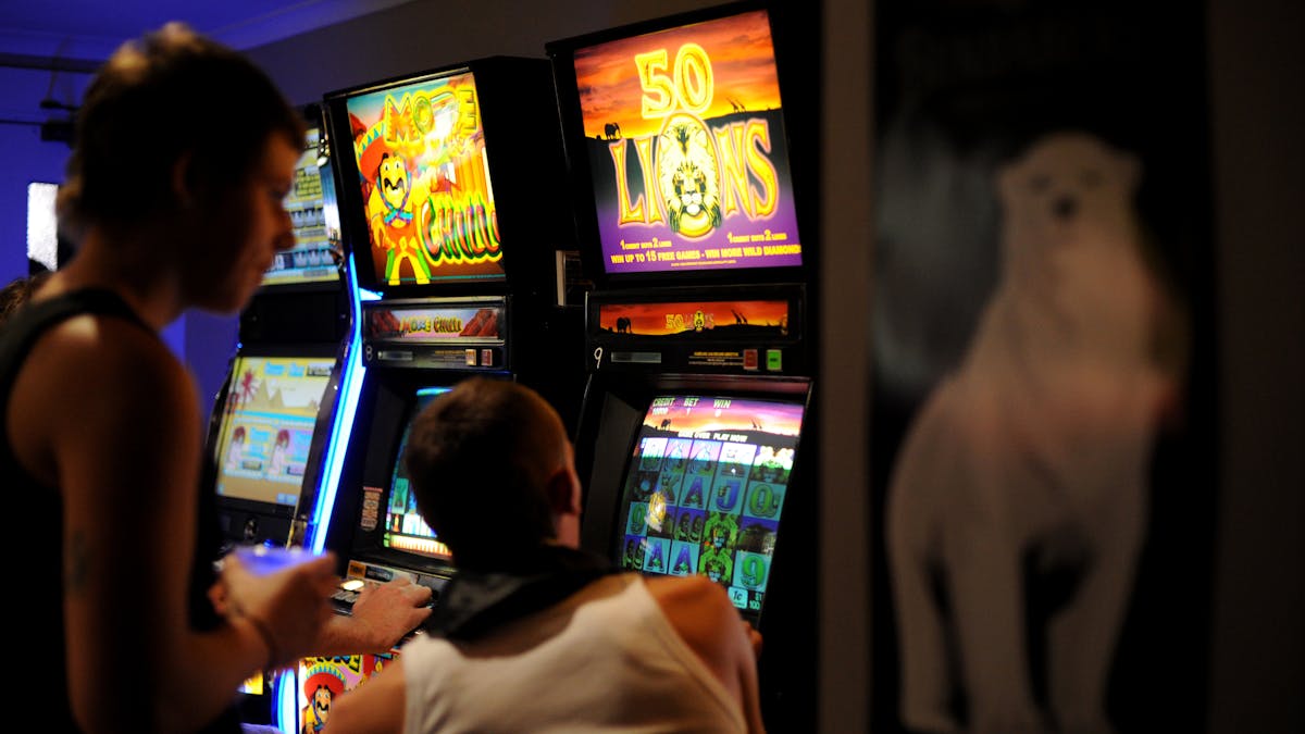 Should You Bet Max On Slot Machines Should You Bet Max On Slot Machines