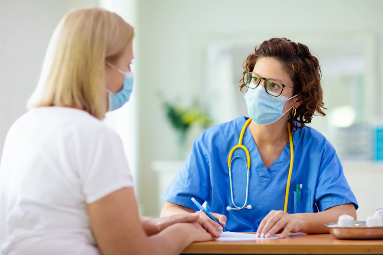 Doctor takes a her patient's history