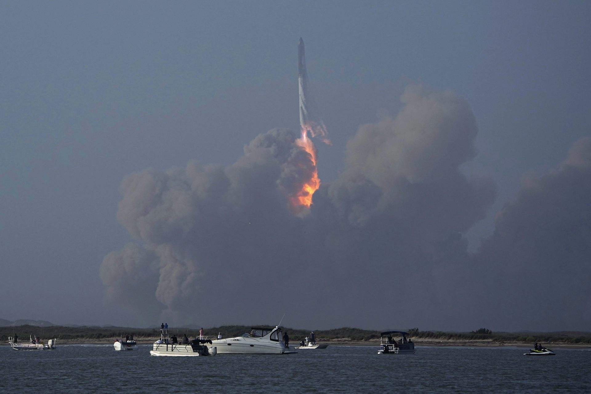 SpaceX Launches Most Powerful Rocket In History In Explosive Debut ...