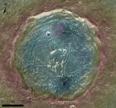 image en couleur du cratère atlas