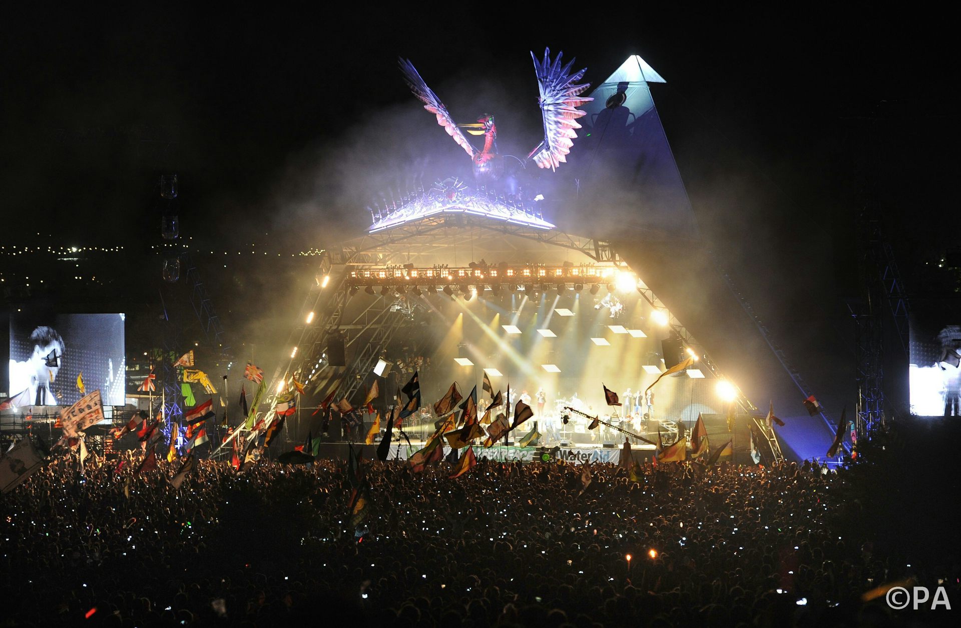 Our pop song formula: revealed on Glastonbury's Pyramid Stage