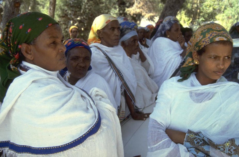 Des immigrantes éthiopiennes célèbrent la fête de Sigd au Mont Sion à Jérusalem, en Israël