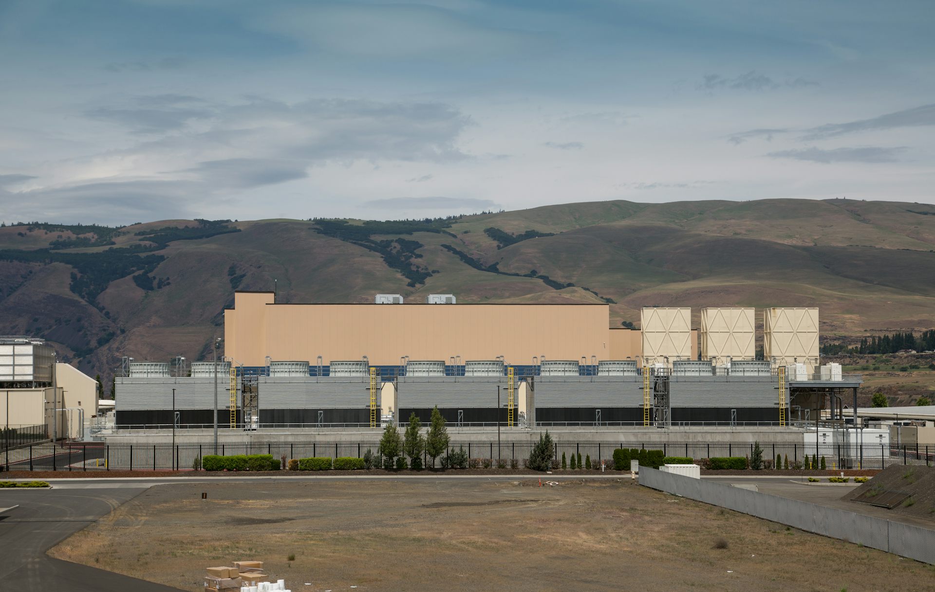  AI chatbots and image generators run on thousands of computers housed in data centers like this Google facility in Oregon.