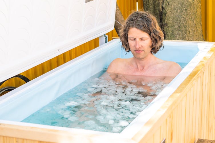 The best cold water therapy tubs and the benefits 2024