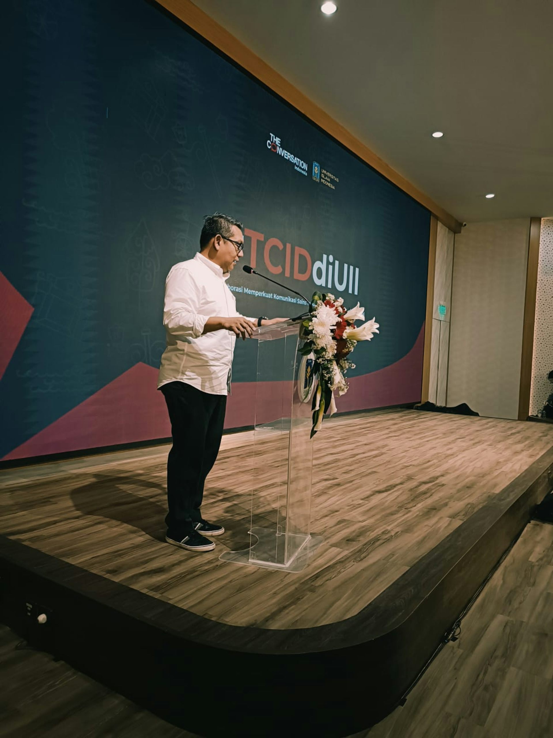 Peluncuran kantor The Conversation Indonesia di UII Yogyakarta