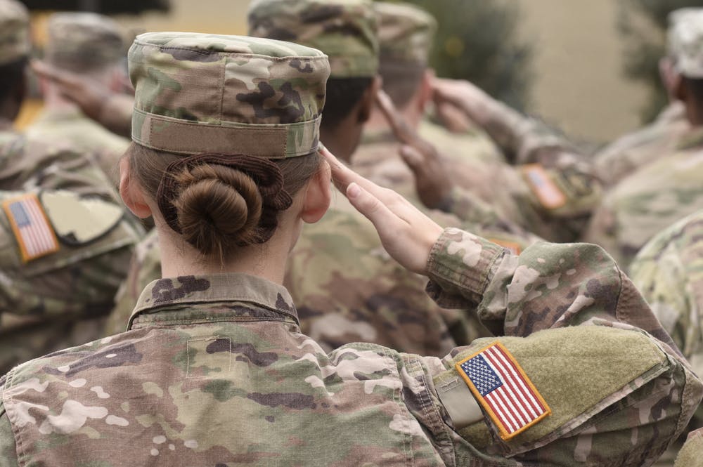 Female soldiers cut off hair to meet Ranger School rule