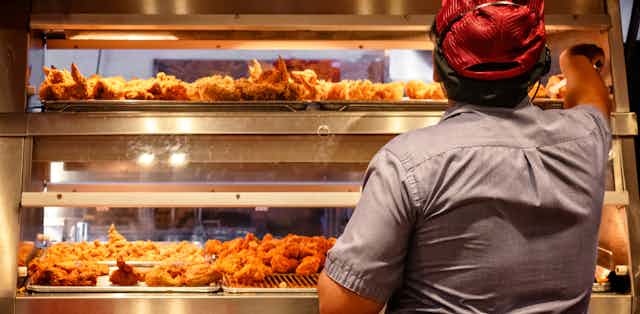 Fast food restaurant worker