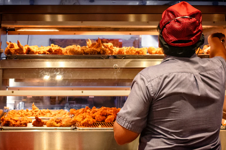 Fast food restaurant worker