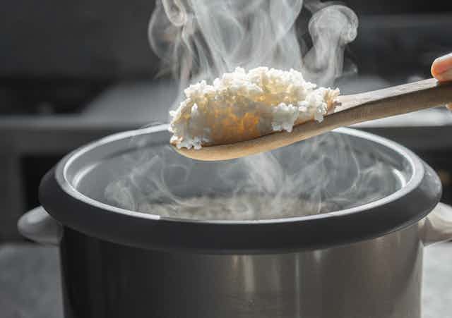 Do you need to wash rice before cooking? Here's the science