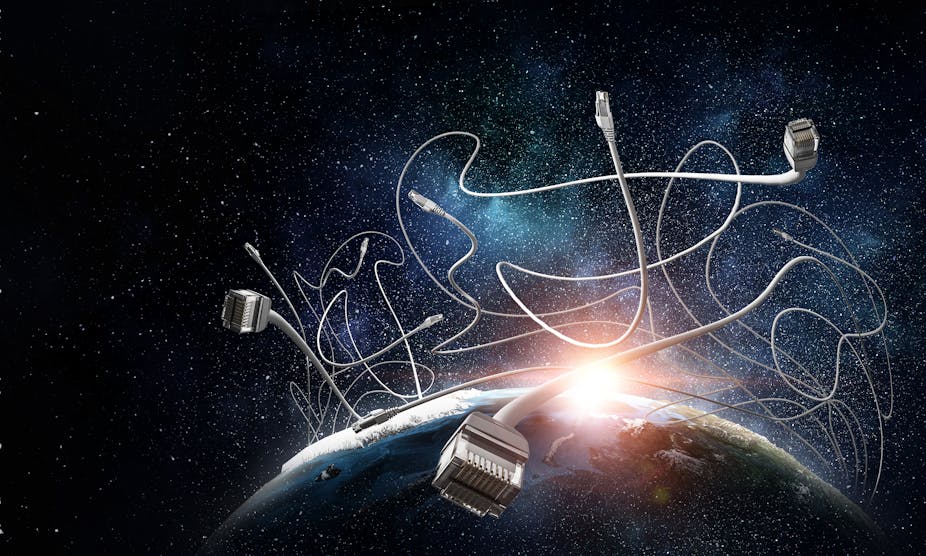 Des câbles ethernet recouvrent une partie du globe terrestre