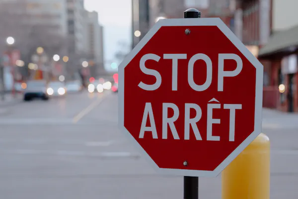 Slow Down Simeon Brown NZ Bilingual Traffic Signs Aren t An Accident slow-down-simeon-brown-nz-bilingual-traffic-signs-aren-t-an-accident