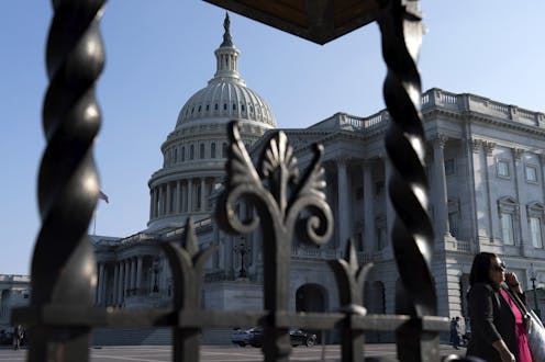 House approval of debt ceiling deal a triumph of the political center