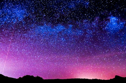 ¿Por qué la noche es oscura si hay infinitas estrellas? Se cumplen 200 años de la paradoja de Olbers