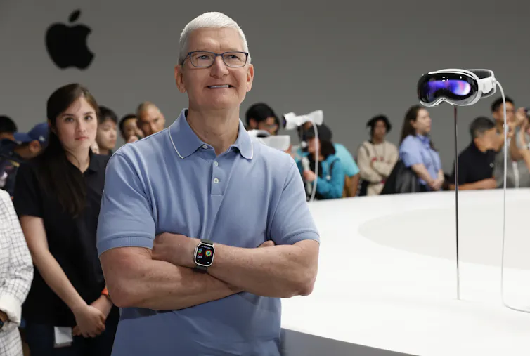 Tim Cook