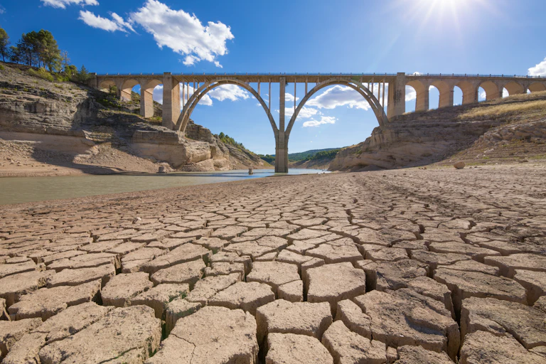 Viaduct over the Entrepenas reservoir, in Guadalajara, Castilla La Mancha.