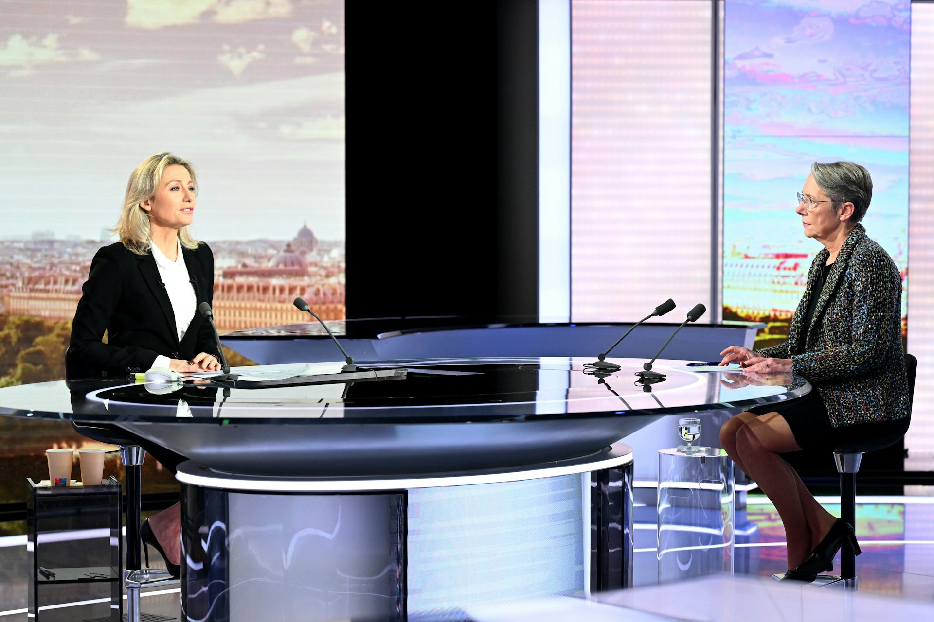 Le journal télévisé français, un rituel populaire au service du public