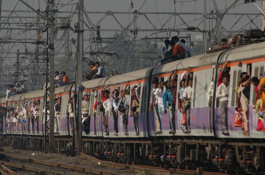 Kereta api di India