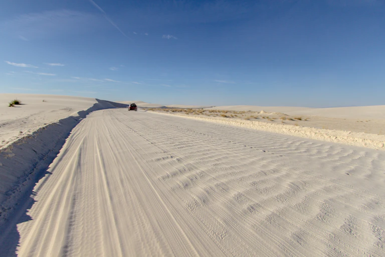 route de sable gondolée