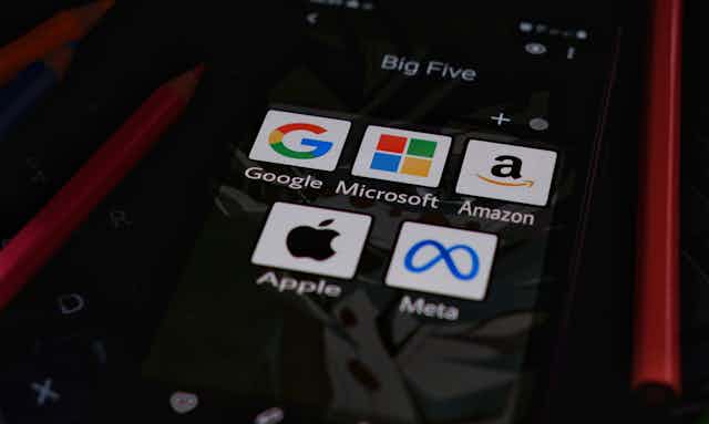 A screen showing the Big Five tech companies, including Google, Microsoft, Amazon, Apple and Meta
